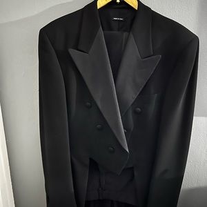 Giorgio Armani a Milano borgonuovo 21 wool Tuxedo set